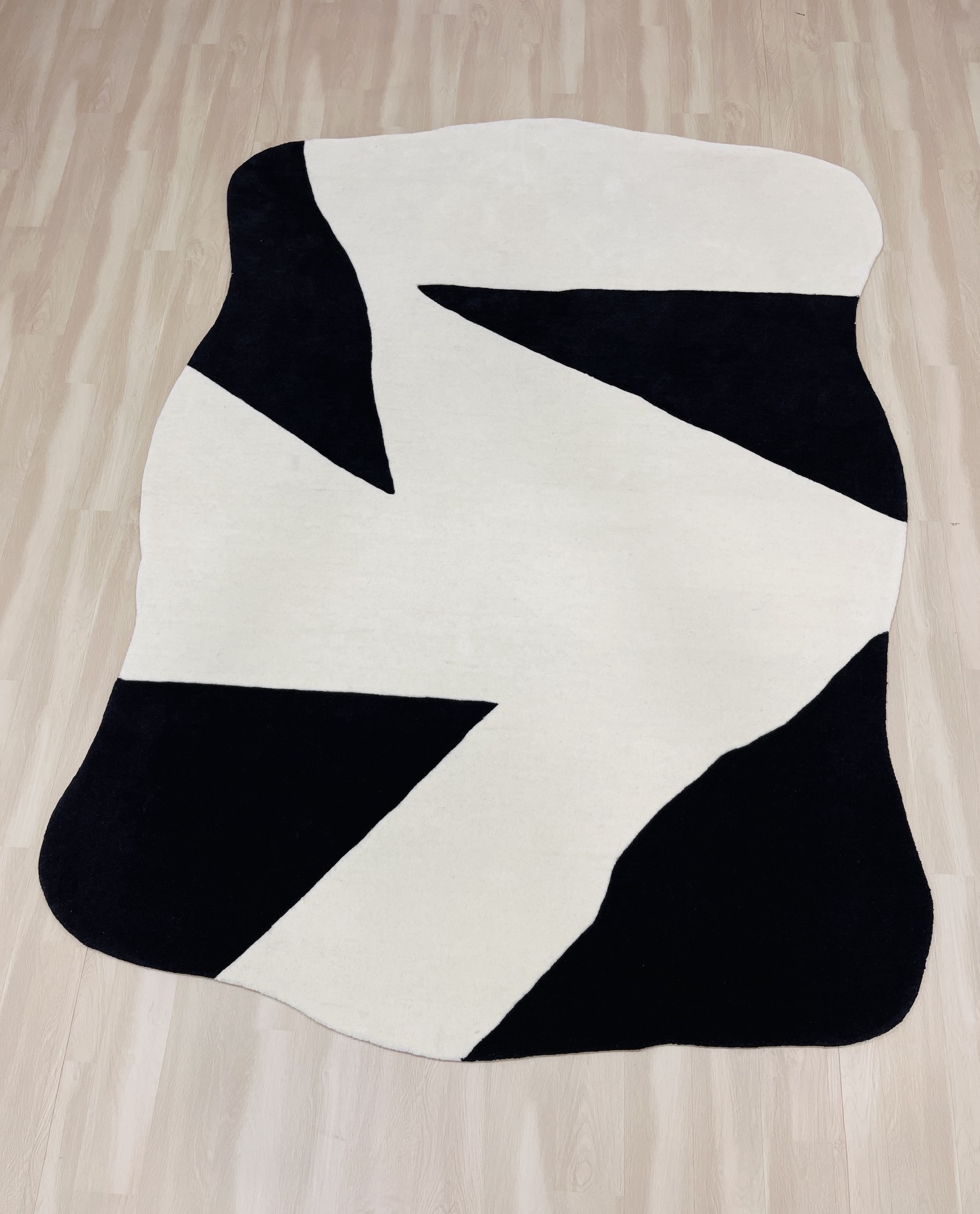 Soft Hand Tufted Wool Rug - Code: TRK-HT-1027